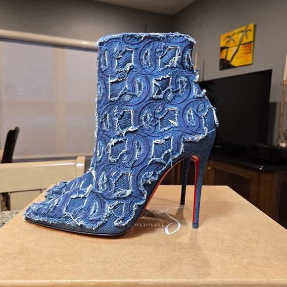 NEW Christian Louboutin So Kate Booty Toile Denim Brode 100mm Size 37 - Picture 1 of 12